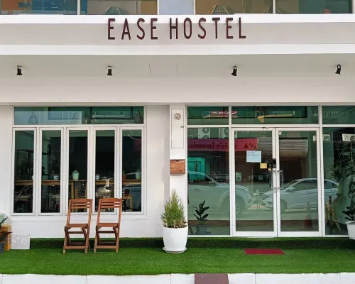 Ease Hostel Hoteles cerca de Escuela Horwang