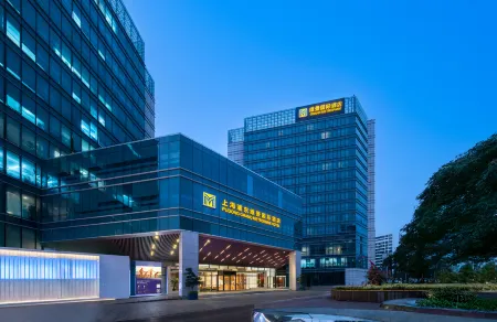 Shanghai Pudong Grand Metropark Hotel Отели рядом с достопримечательностью «Shanghai Pudong New Area Administration Institute»