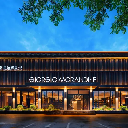 The GiorgioMorandi Hotels F (Qufu's Temple and Cemetery of Confucius and Kong Family Mansion)