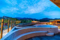 Yunfuli Yunsu·Emeishan Yunshuiju Private Hot Spring B&B - Romantic