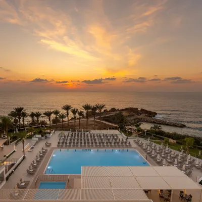 Queens Bay Hotel Hotels near Chani tou Ibrahim