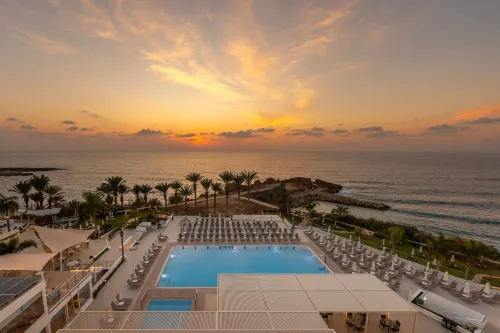 Queens Bay Hotel Hotels in Peyia