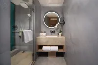 Ronye Hotel ( Gaozhuang Xishuangjing Star Night Market) - 4-Star