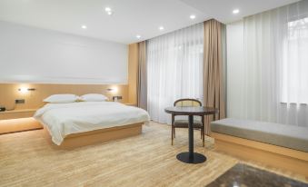 Longsheng Hot-spring Hotel