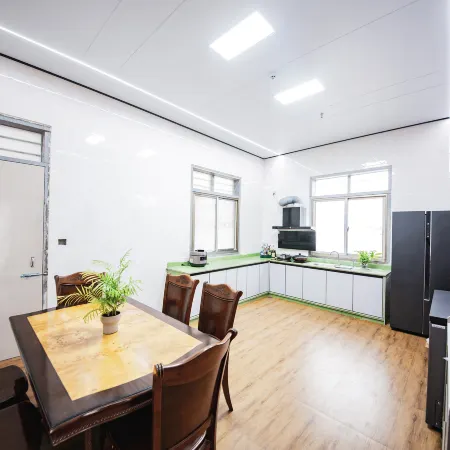 Meizhou Island Luming Lodge Light Luxury Vacation Homestay (Lianchi Ao Beach)