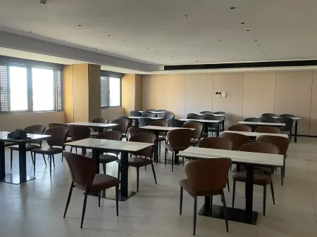 Homeinn Ripple Hotel (Mawei District Wanyang Plaza) Отели рядом с достопримечательностью «Langqi Island»