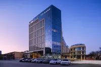 UrCove by Hyatt Beijing Tiantan Hospital Advanced Business Park Hotel berhampiran National Academy of Education Administration Gymnasium