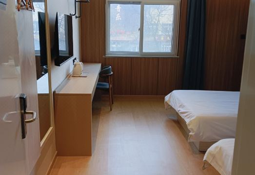 이핀 호텔 로비