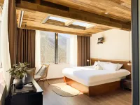 Xiaojin Yujian Mountain Homestay
