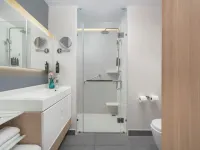 أندامان بيتش هوتل فوكيت - هاندوريتين كوليكشن باي أكور Hotels near شاطئ كاليم (Kalim Beach)