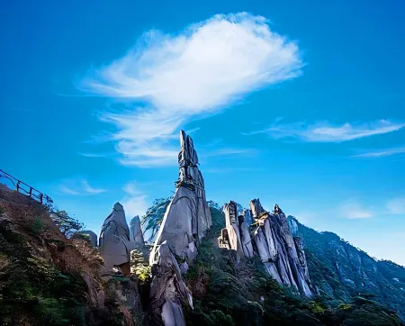 Sanqing Leisure Yasu Отели рядом с достопримечательностью «Feixiantai Scenic Spot, Jiangxi»