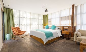 Youlanju Courtyard Hotel (Xiangyang Ancient City Shengshi Tangcheng Branch)