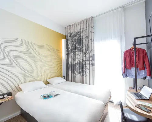 B&B Hotel Sainte-Maxime Golfe de Saint Tropez Kamar Photos