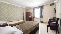Mina Hotel Tehran Hotel dekat باغ ایرانی هتل اسپیناس پالاس