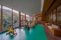 China Nandan Mineral Hot Spring Geomagnetic Resort Hotel - Gym