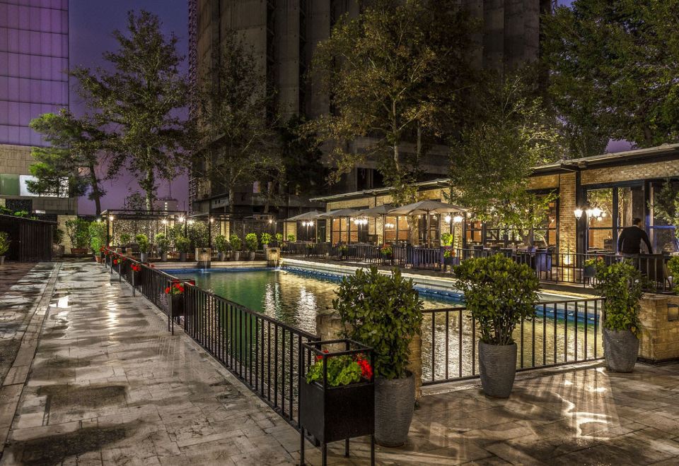 Esteghlal HotelOver view