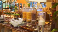 Lorin Syariah Solo Hotel - breakfast
