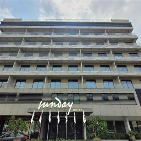 Sunday Luxury Downtown Adliya Formerly Jewel Hotel