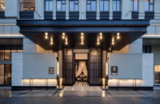 Blossom Manoir Du Fu Thatched Cottage โรงแรมใกล้กระท่อมมุงจากของตู้ฝู่