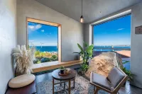 HEARTILY SEA VIEW MANOR