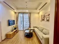 Vinhomes Time city & Park Hill - Green Home University of Business and Technology in Hanoi周辺のホテル