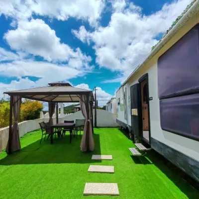 848 Camping Base โรงแรมใกล้น้ําตกหินเหลียง