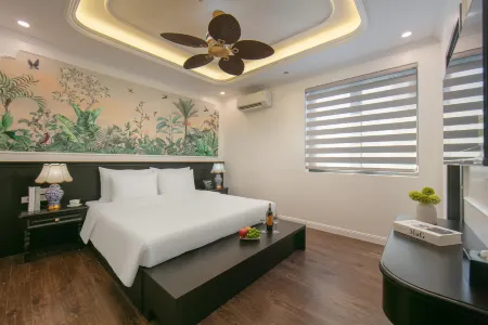 Royal Hotel - Vinhomes Ocean Park 3 Отели в г. Nghia Tru