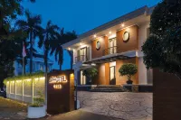 Artotel Casa Hangtuah Hotels near Urban Forest Cipete