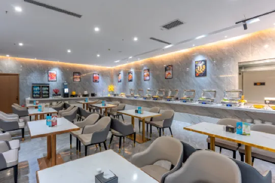 i Electronic Sports Hotel