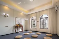 Lucky Hotel - Fitnessstudio