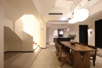 Mixiyue Scenic Hotel (Jiefangbei Area)