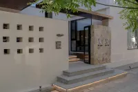 Dali Zhishan Yunshe (Renmin Road Branch) Hotels near Observation Deck of Longkan Wharf