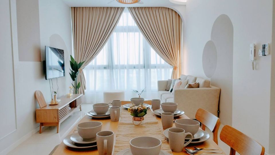 Delight Homestay Paradigm Residence