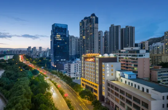 Madison Hotel, Qilihe Bridge, Lanzhou High Speed Railway Station Hotels in Lanzhou