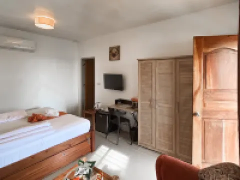 Cuestas Beach Resort and Restaurant Hotels in Badian
