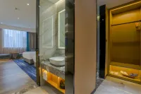 Scarlett Hotel (Jiangmen Heshan Xincheng) - 2-Star