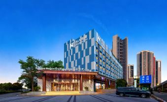 Yiba Golf Hotel (Zhuhai Gongbei Port International Convention and Exhibition Center)