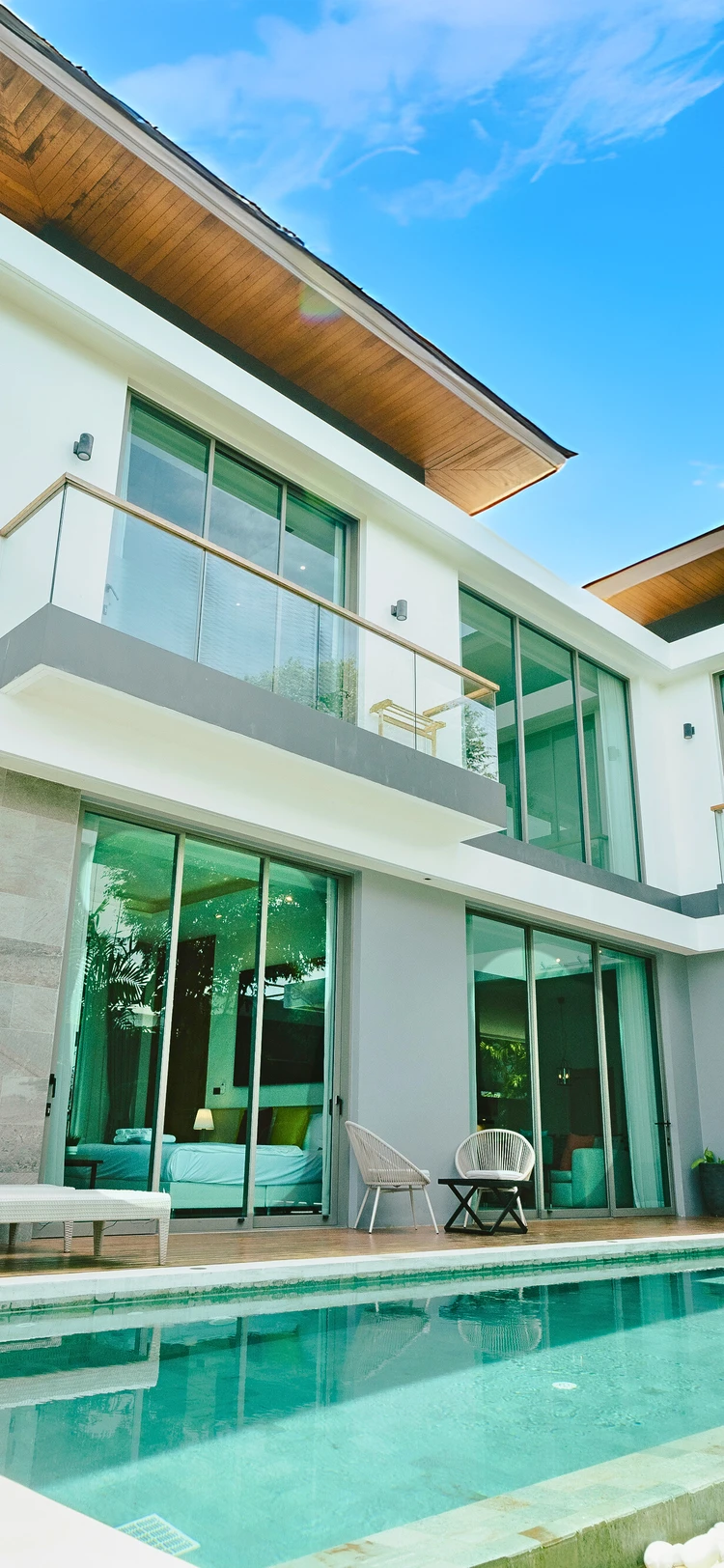 รูปภาพของ117 Teak 5 Bed Luxurious Pool Villa, Bangtao Beach