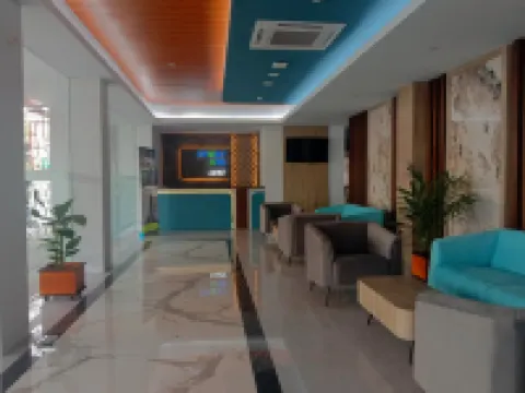 Front One Luxe Hotel Solo Hotels in Jebres