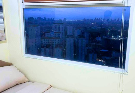 Cozy condo with amazing city view! 대표 이미지