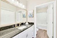 Stylish Condo with Golf Course Views - 2-Star