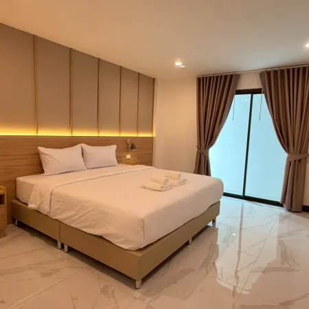 Day & Night Hotel Roi Et