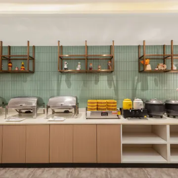 EZZI HOTEL (Wanda Plaza Branch, Ningde High speed Railway Station)