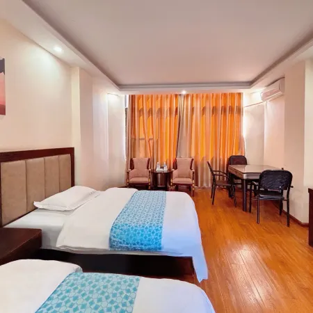Yunxian Yujin Hotel