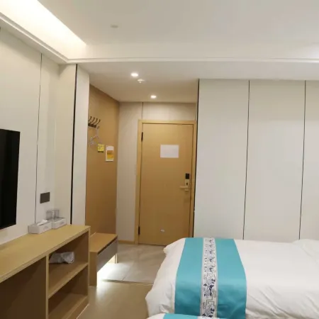Lainingju Hotel (Maralbexi Taihe Plaza)