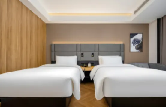 Mengzhou Junting International Hotel (Bus Station Branch)