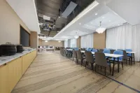 Yining Development Zone Licheng Ruixuan Hotel (Yining Airport) - فطور