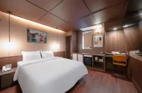 Grand Maison Baobab Hotel
