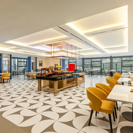 Holiday Inn Express Luding by IHG