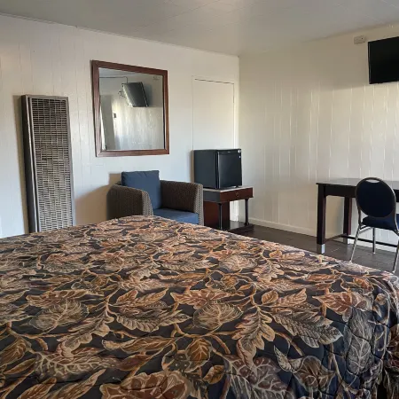 Oak Motel Modesto CA